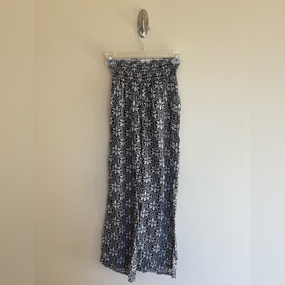 O’Neill Black and White Floral Flowy Pants
